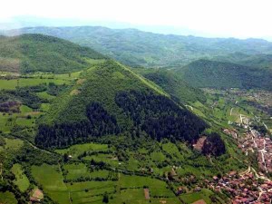 Огромната пирамида в Босна и Херцеговина