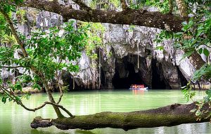 puerto-princesa-underground-river-the-philippines-8km-long-subterranean-wonder-5