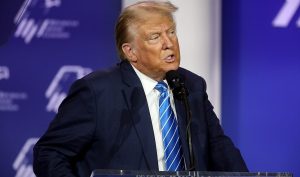 Говори се, че Тръмп ще направи реч за разкриване на извънземни на 8 юли