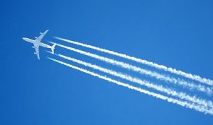 „Chemtrails“ Крепа: 8 американски държави се преместват, за да забранят незаконно пръскане на небето