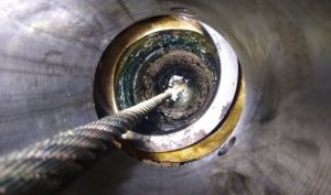 Мистериозна форма на „Black Goo“, открита на докиран кораб в Кливланд, Охайо