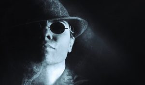 Hat Man: Каква е истината зад това ужасяващо сенчесто образувание?